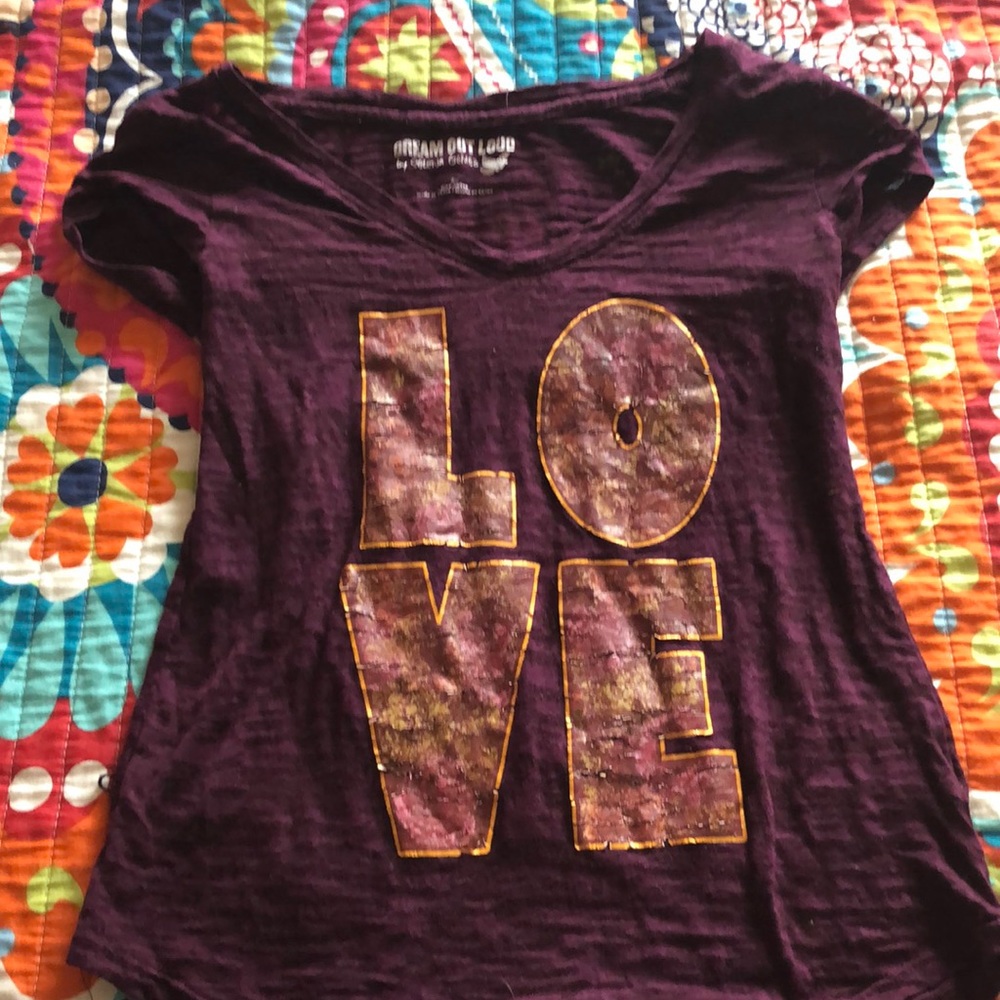 Love T shirt